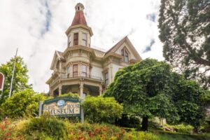 15 WATERFRONT Towns You Can Actually Afford in 2025